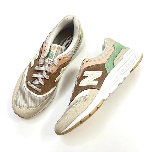 New Balance 997H - Picture 4 of 7